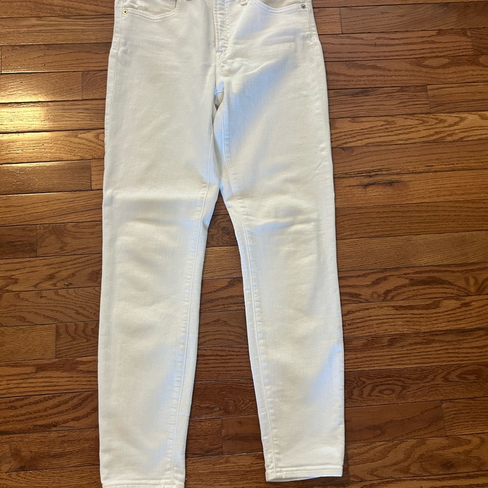 Jcrew - 9” High Rise White Jeans - Women Sz. 28